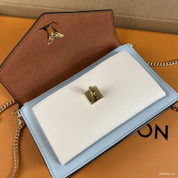 WIS POCHETTE LOUIS CHAIN MYLOCKME VUITTON 1005